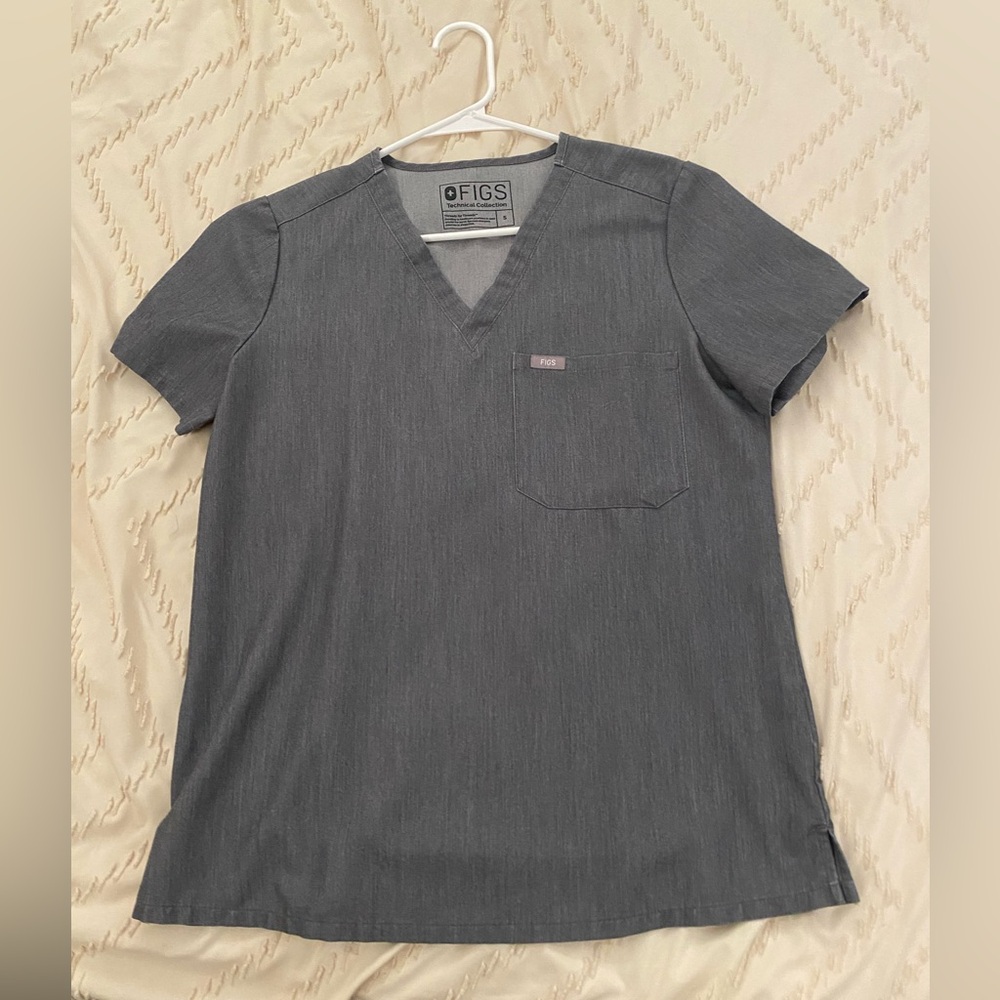 Figs Women's Gray Short Sleeve Top Small item #14